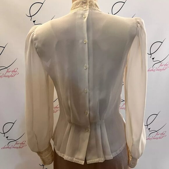 Vintage Glances 80's. Sz S. Fitted Chiffon Pin Tucks Pleated Lace. Cream B113 - Picture 2 of 7